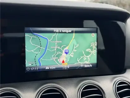 Photo 14 Mercedes Classe E Gén. V (W213) Ph1 Sportline 4