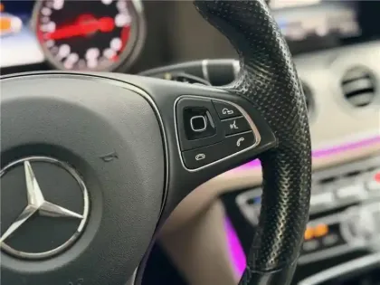 Photo 13 Mercedes Classe E Gén. V (W213) Ph1 Sportline 4