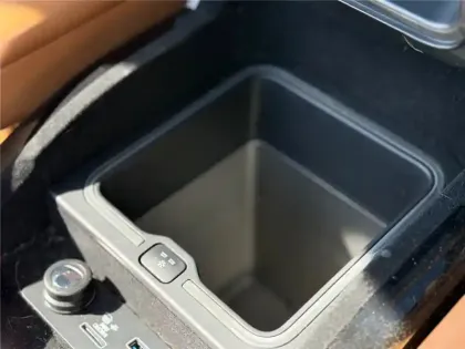 Photo 29 Land rover Range Rover Gén. IV Ph2 Mk IX Autobiography 5