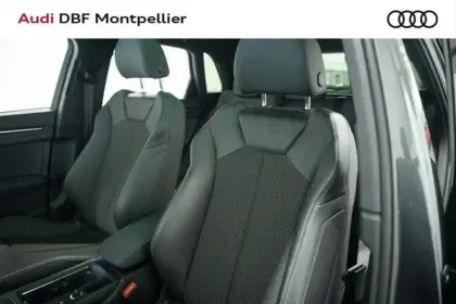 Photo 7 Audi Q3 Gén. II Ph1 S line 5