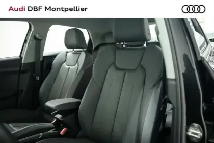 Photo 8 Audi A1 30 TFSI 110 ch S tronic 7 Design Luxe