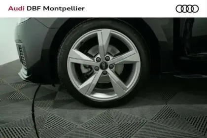 Photo 7 Audi A1 30 TFSI 110 ch S tronic 7 Design Luxe