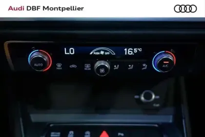 Photo 9 Audi Q3 Gén. II Ph1 S line 5