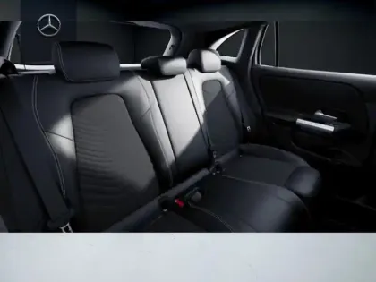 Photo 8 Mercedes GLA Gén. II (H247) Ph2 Progressive Line 5