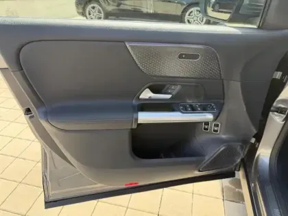 Photo 33 Mercedes GLA  200 d Progressive Line