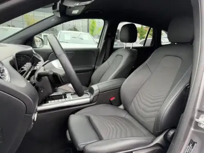 Photo 74 Mercedes GLA  200 d Progressive Line