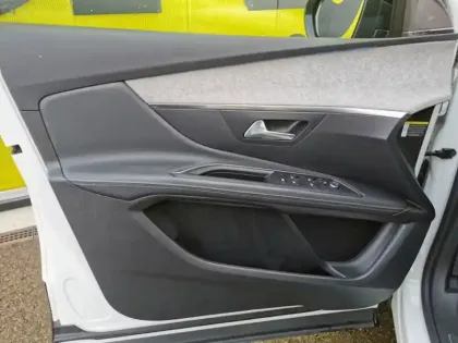 Photo 13 Peugeot 3008 Gén. II Ph2 GT Pack 5