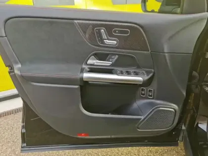 Photo 12 Mercedes GLA Gén. II (H247) Ph1 AMG Line 5