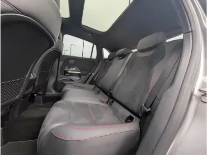 Photo 18 Mercedes GLA 200 d 