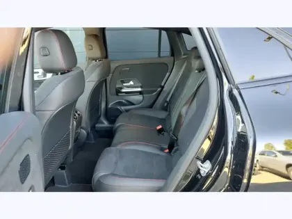 Photo 18 Mercedes GLA 200 d Edition 140