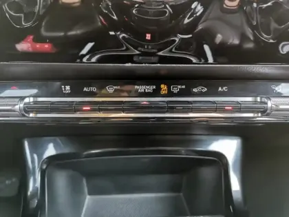 Photo 19 Mercedes Classe A Gén. IV (W177) Ph1 Style Line 5