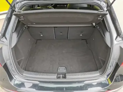 Photo 6 Mercedes Classe A Gén. IV (W177) Ph1 Style Line 5