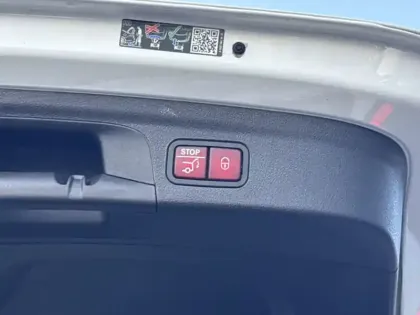 Photo 19 Mercedes GLE 400 e 4MATIC AMG Line