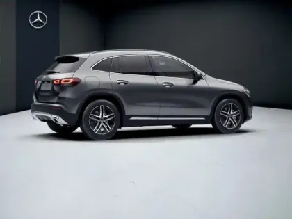 Photo 19 Mercedes GLA Gén. II (H247) Ph1 Business Line 5