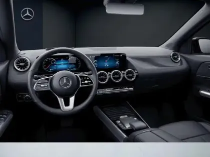 Photo 9 Mercedes GLA Gén. II (H247) Ph1 Business Line 5