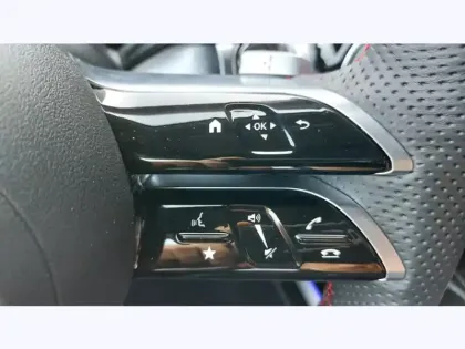 Photo 16 Mercedes GLB 200 d 