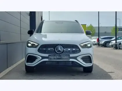 Photo 7 Mercedes GLA 180 d Edition 140