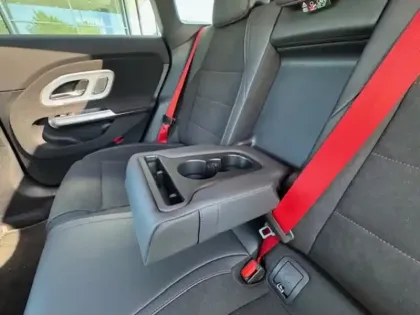 Photo 18 Mercedes CLA  250+ Shooting Brake avec t