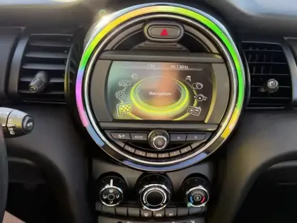 Photo 13 Mini Mini Gén. III (F56) Ph1 Shoreditch 3