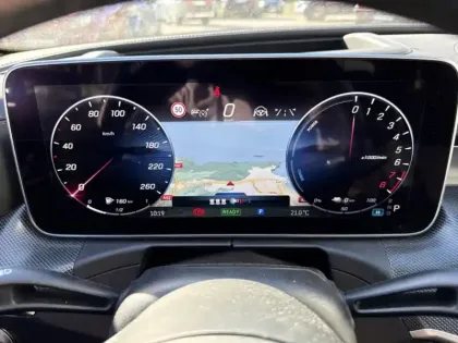 Photo 15 Mercedes Classe C  300 e Hybrid EQ Berli