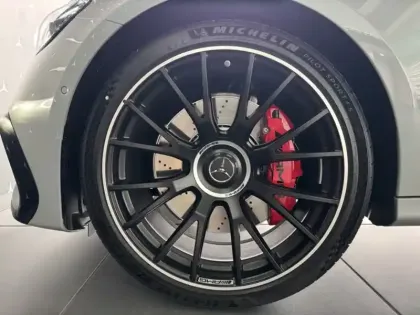 Photo 8 Mercedes Classe E Gén. VI (W214) Ph1 AMG 4