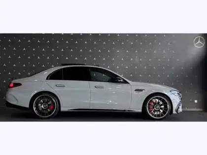 Photo 5 Mercedes Classe E Gén. VI (W214) Ph1 AMG 4