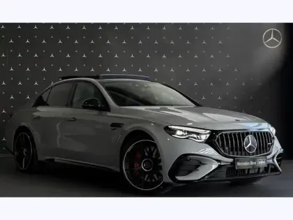 Photo 6 Mercedes Classe E Gén. VI (W214) Ph1 AMG 4