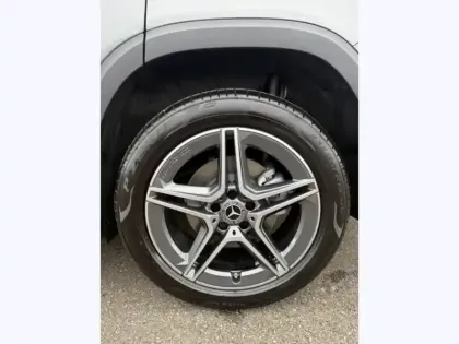 Photo 8 Mercedes GLB Gén. I (X247) Ph2 AMG Line 5