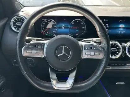 Photo 48 Mercedes EQA 350 4MATIC AMG Line