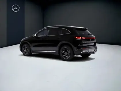 Photo 24 Mercedes EQA 350 4MATIC AMG Line