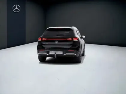 Photo 20 Mercedes EQA 350 4MATIC AMG Line