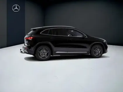 Photo 18 Mercedes EQA 350 4MATIC AMG Line