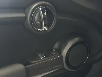 Photo 18 Mini Mini Gén. III (F56) Ph1 One 3