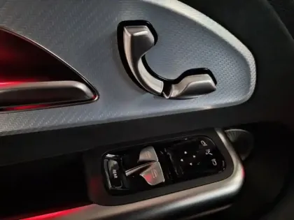 Photo 12 Mercedes GLB 250+ avec technologie EQ Limit