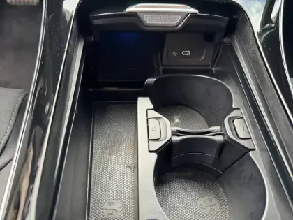 Photo 14 Mercedes Classe C  300 e Hybrid EQ Berli