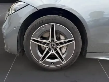 Photo 8 Mercedes Classe C  300 e Hybrid EQ Berli