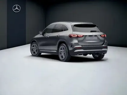 Photo 33 Mercedes GLA 200 AMG Line