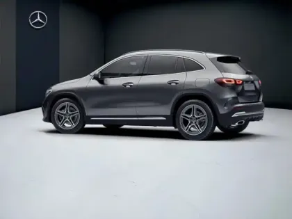 Photo 35 Mercedes GLA 200 AMG Line