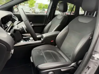 Photo 51 Mercedes GLA 200 AMG Line