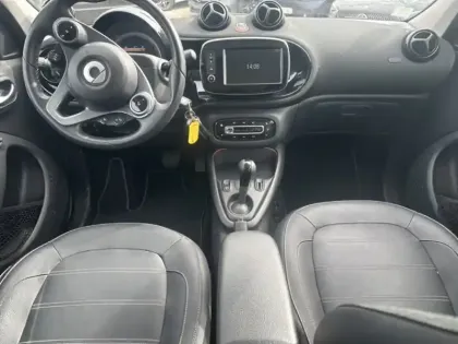 Photo 10 Smart Forfour Gén. III Ph1 Prime 5