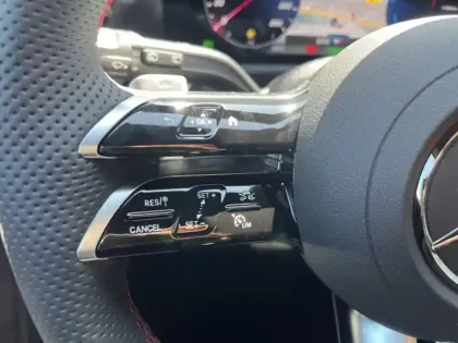 Photo 14 Mercedes Classe A 250 e Hybrid EQ AMG Line