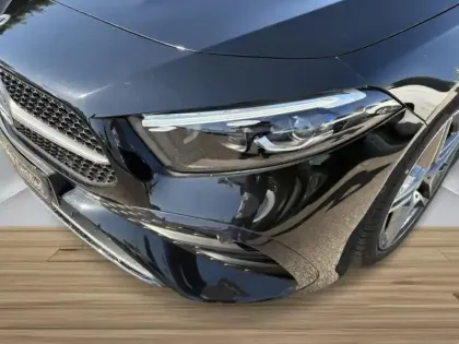 Photo 7 Mercedes Classe A 200 d AMG Line