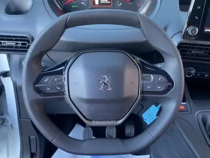 Photo 10 Peugeot Partner III BLUEHDI 100 S&S 650KG STAND ASPHALT