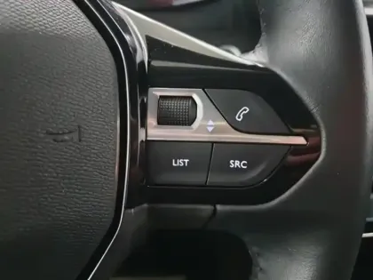 Photo 14 Peugeot 208 Gén. II Ph1 NG Allure 5