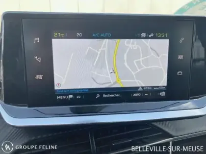 Photo 12 Peugeot 208  e- 136ch Style