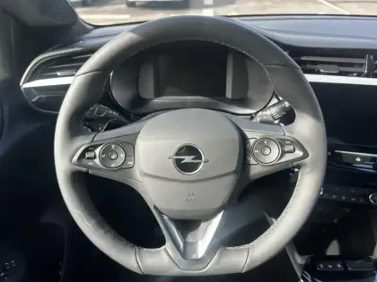 Photo 9 Opel Corsa Gén. VI Ph2 GS 5