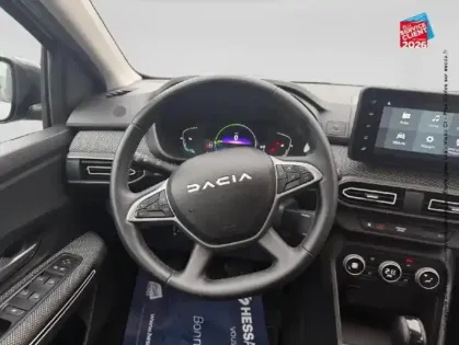 Photo 11 Dacia Jogger  1.6 hybrid 140ch SL Extreme 5 places