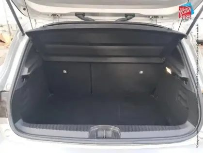 Photo 13 Renault Clio Gén. V (BJA) Ph1 NG Evolution 5