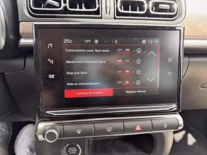 Photo 14 Citroën C3  1.2 PureTech 110ch S&S Shine 120-123g