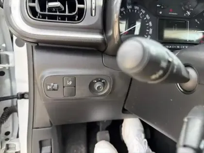 Photo 13 Citroën C3  PureTech 82ch Graphic S&S E6.d-TEMP